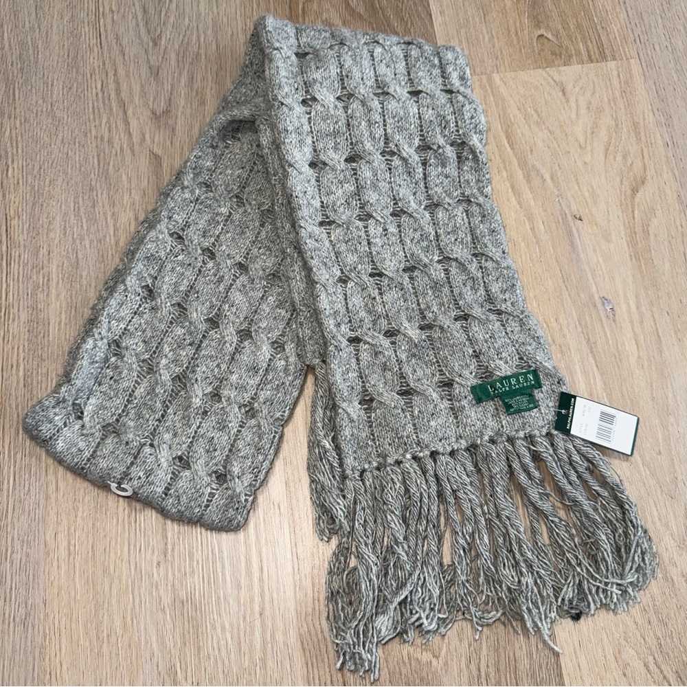 NWT Lauren Ralph Lauren Gray Wool Knit Scarf with Fringe